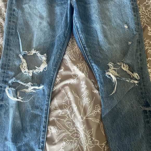 Size 28 Levi’s 501 skinny jean - Picture 10 of 12